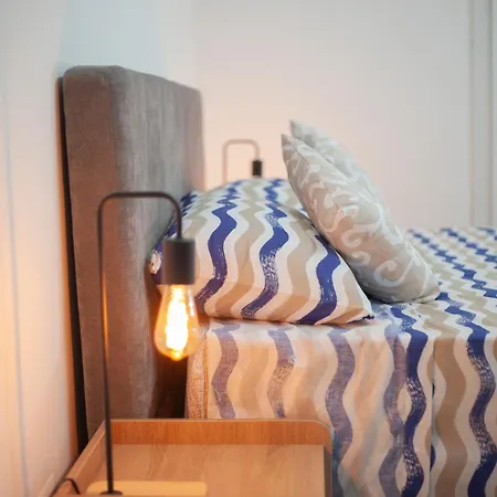 Lägenhet Ludovisi Seminterrato Loft *