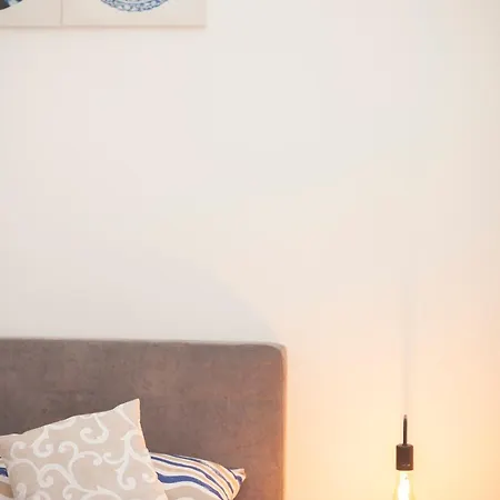 Lägenhet Ludovisi Seminterrato Loft *